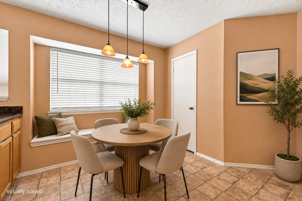 2923 Menlo Park Lane Carrollton, TX 75007