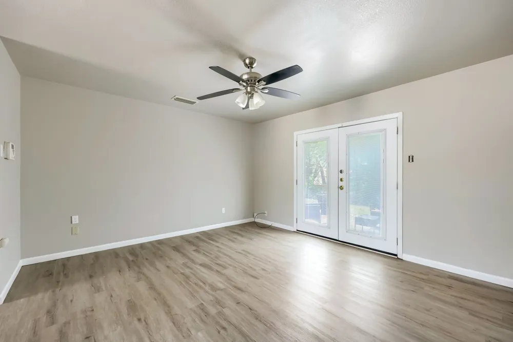 267 Merribrook Trail Duncanville, TX 75116