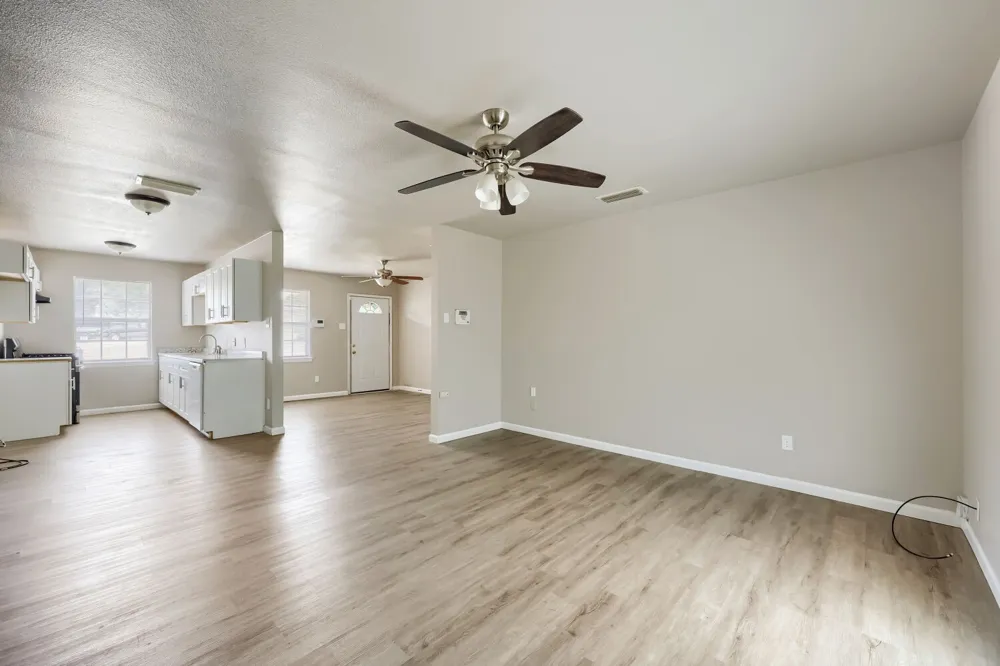 267 Merribrook Trail Duncanville, TX 75116