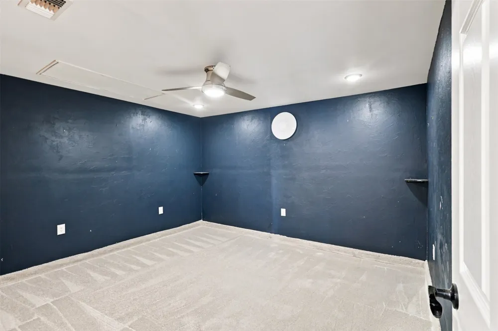 1743 Kingston Drive Lewisville, TX 75067