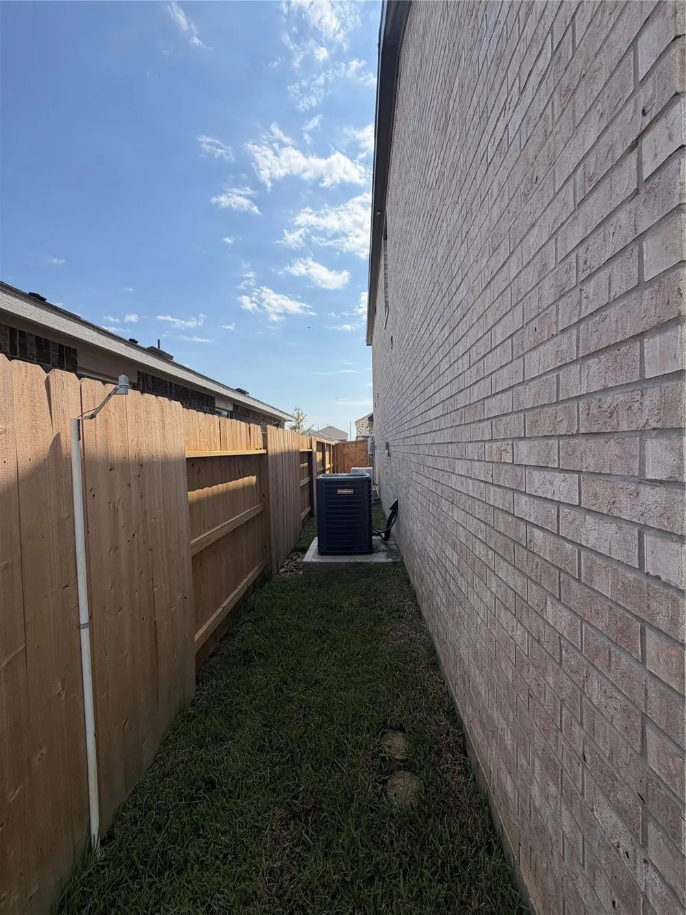 16815 Spotted Oak Drive Hockley, TX 77447