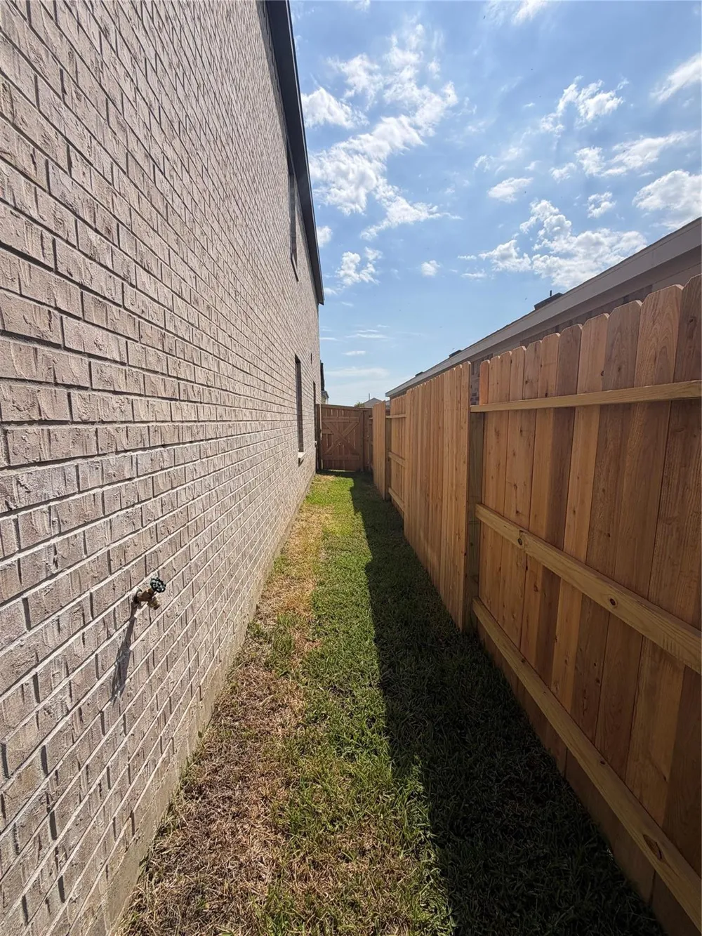 16815 Spotted Oak Drive Hockley, TX 77447