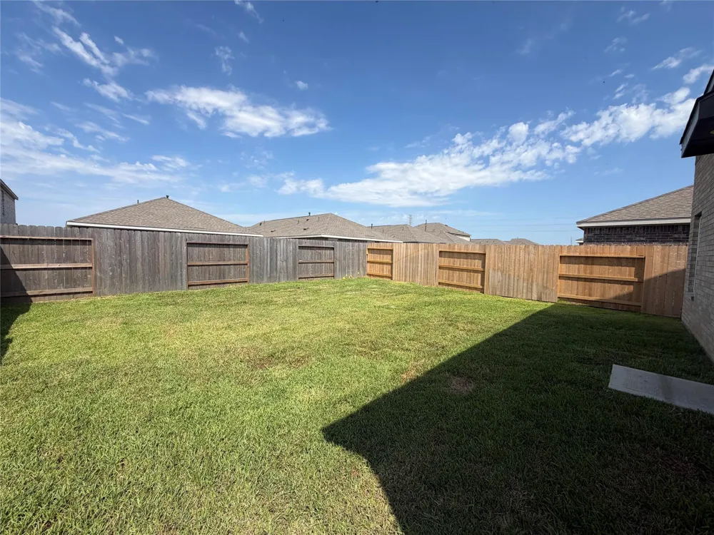 16815 Spotted Oak Drive Hockley, TX 77447