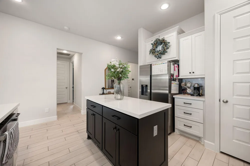 8711 Harbor Pines Drive Cypress, TX 77433