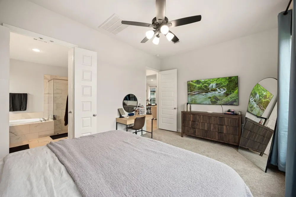8711 Harbor Pines Drive Cypress, TX 77433