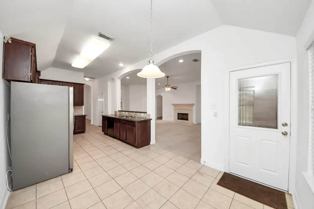 14618 Stablebrook Drive Beach City, TX 77523