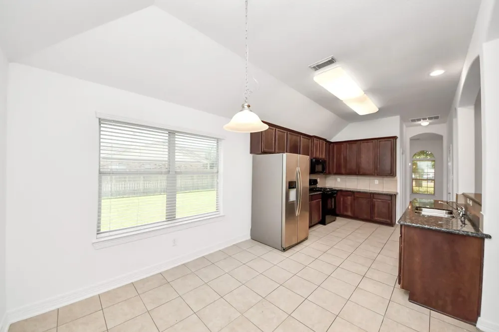 14618 Stablebrook Drive Beach City, TX 77523