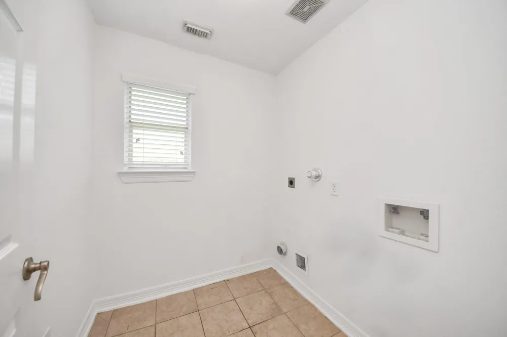 14618 Stablebrook Drive Beach City, TX 77523