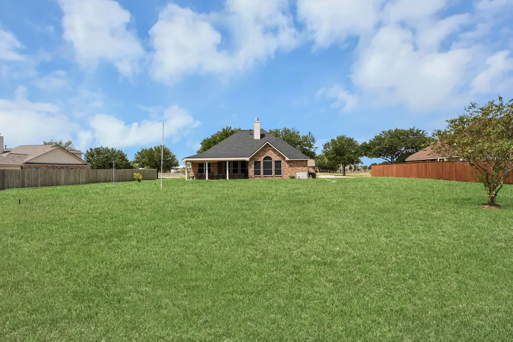 14618 Stablebrook Drive Beach City, TX 77523