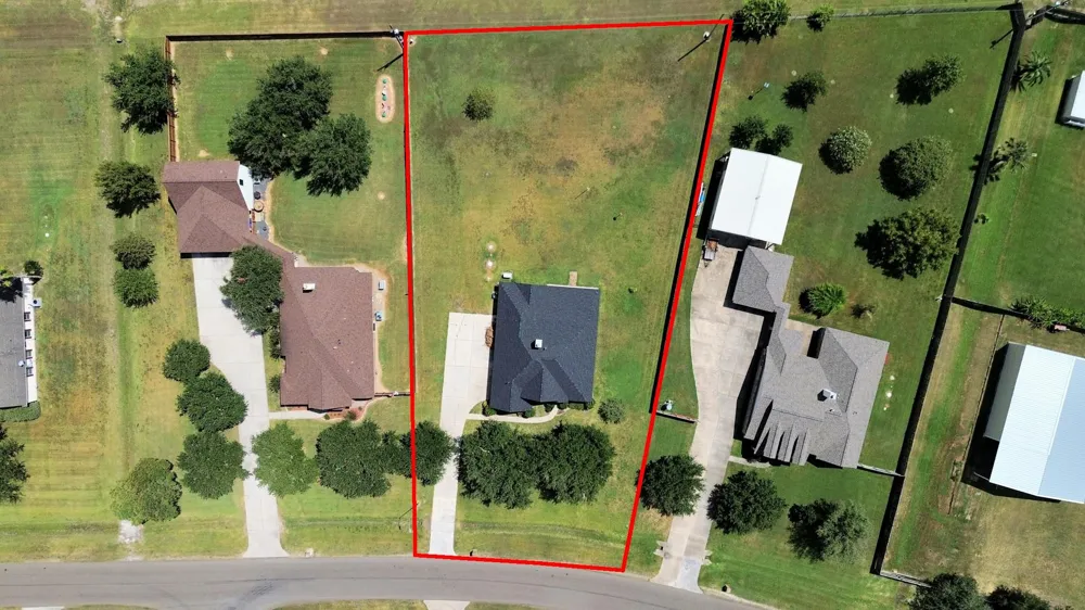 14618 Stablebrook Drive Beach City, TX 77523