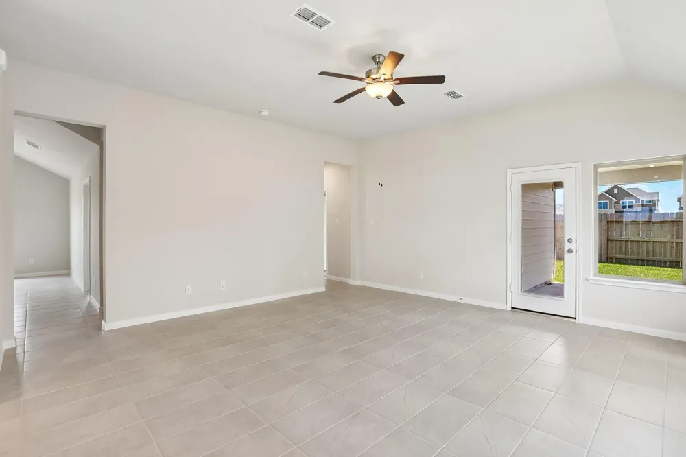 21111 Sunlight Grove Drive Bonney, TX 77583