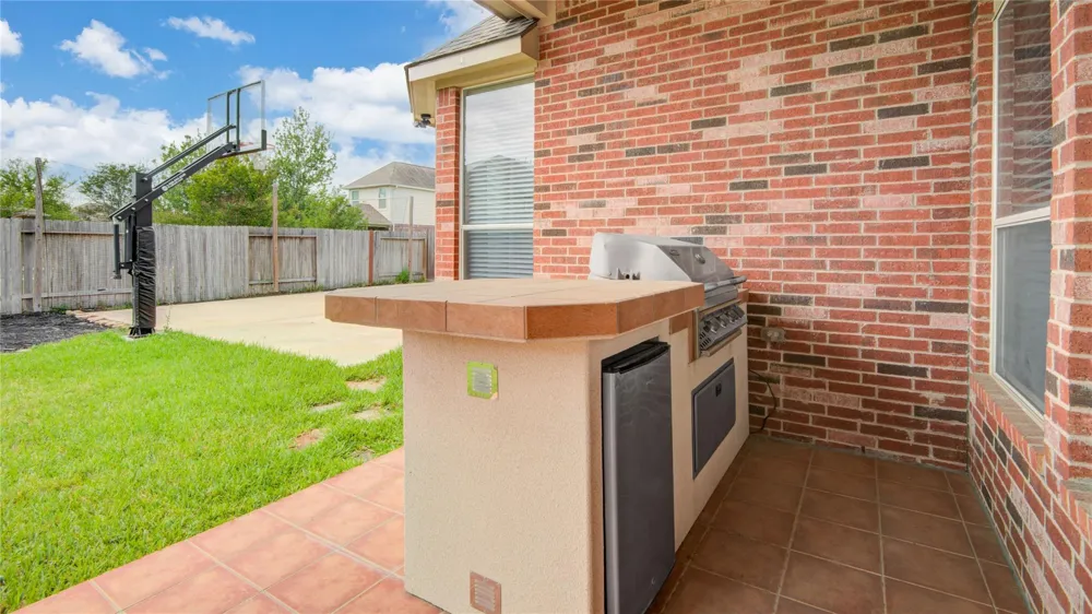22423 Wenbury Drive Tomball, TX 77375