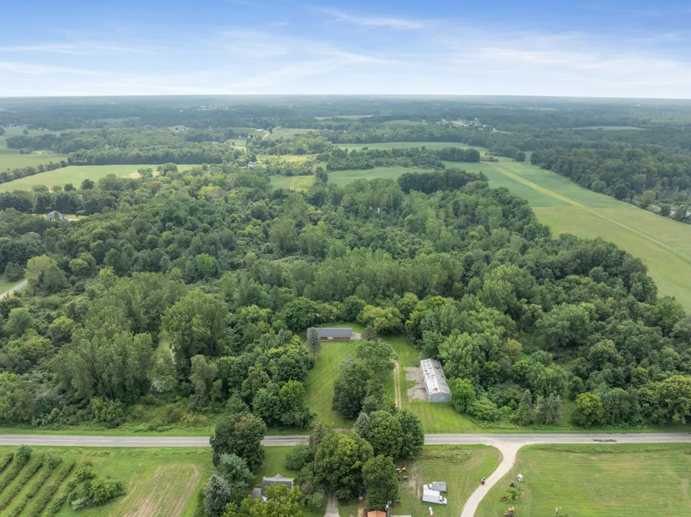 5978 Watson Road Eau Claire, MI 49111