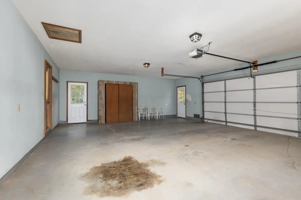 5978 Watson Road Eau Claire, MI 49111