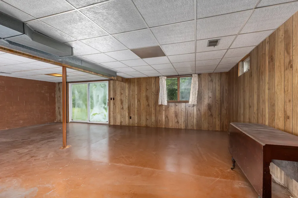5978 Watson Road Eau Claire, MI 49111