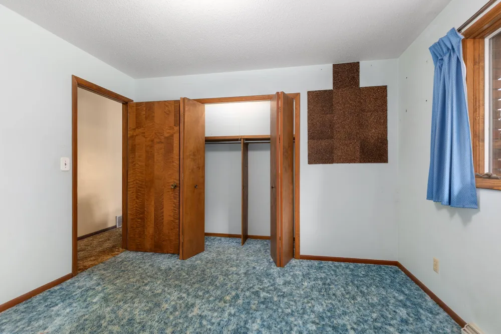 5978 Watson Road Eau Claire, MI 49111