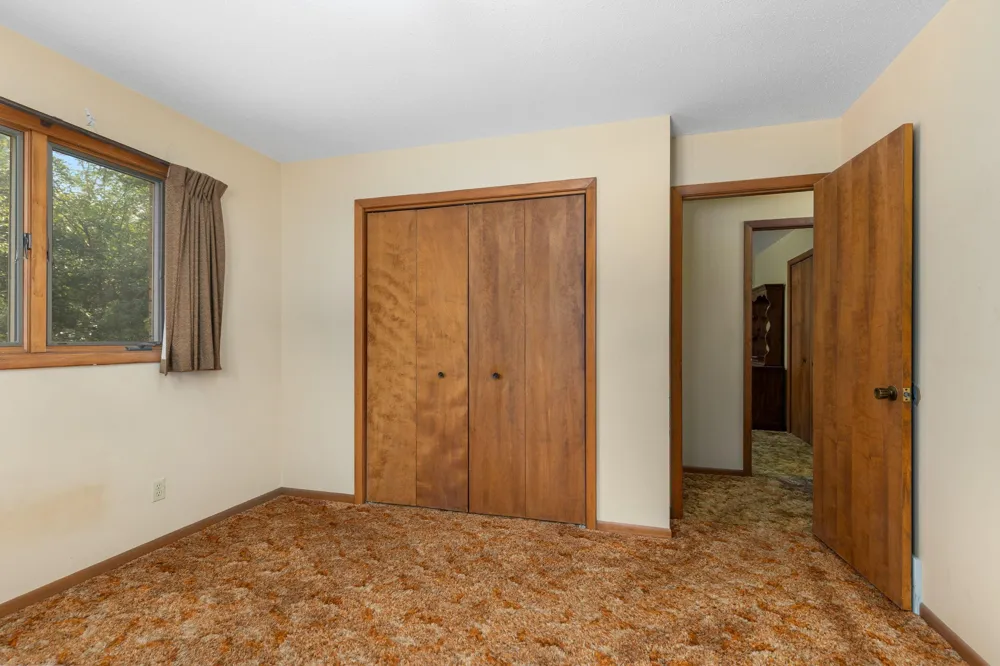 5978 Watson Road Eau Claire, MI 49111