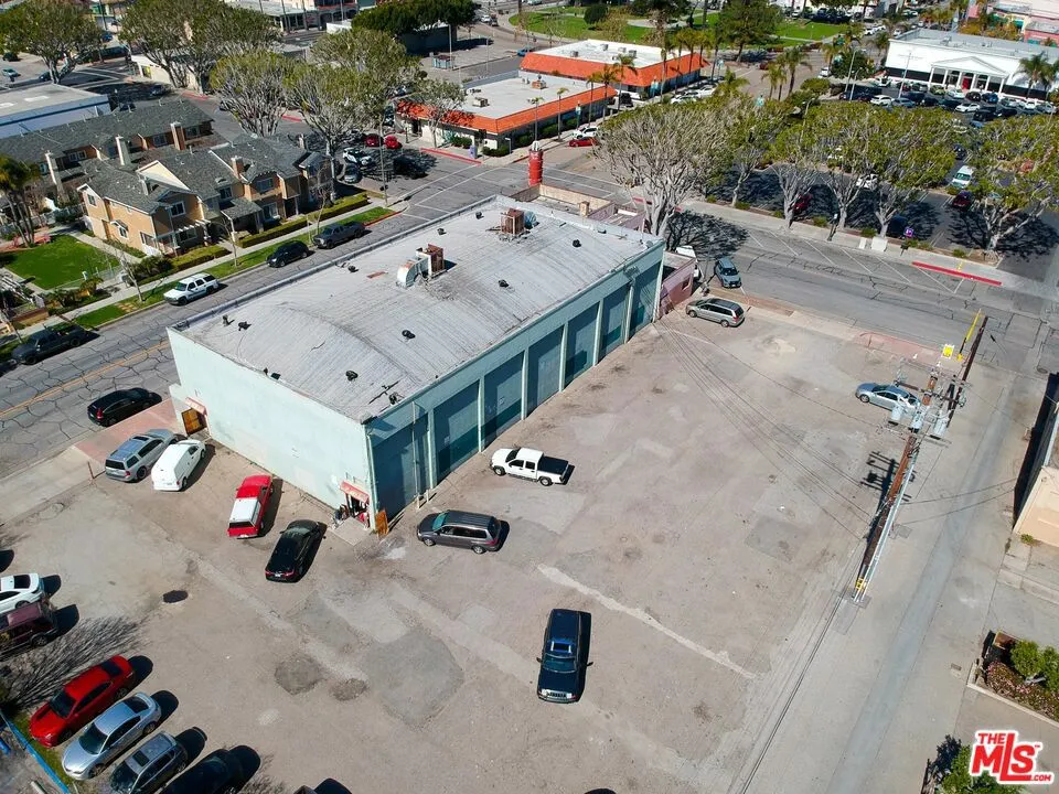 246 W 6th Street Oxnard, CA 93030