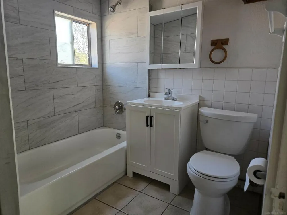 223 Madrona st. Chula Vista, CA 91910