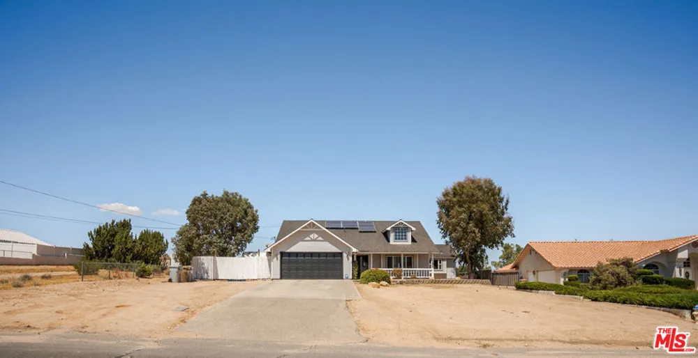 18626 Fairburn Street Hesperia, CA 92345