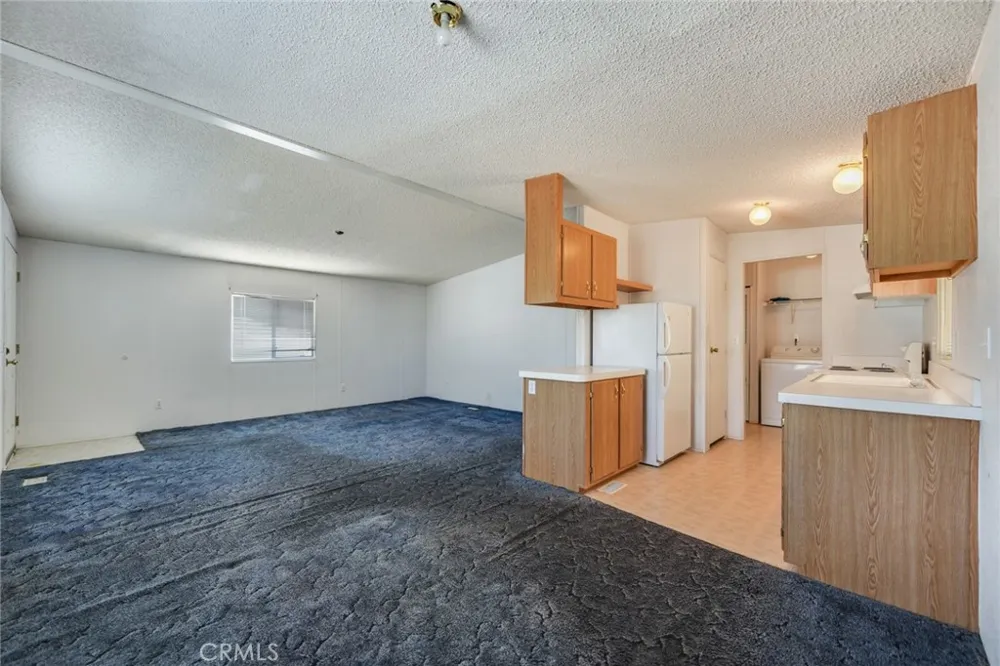 4000 Pierce #315 Riverside, CA 92505