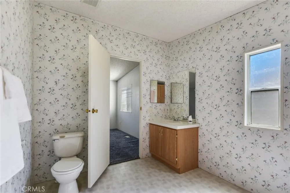 4000 Pierce #315 Riverside, CA 92505