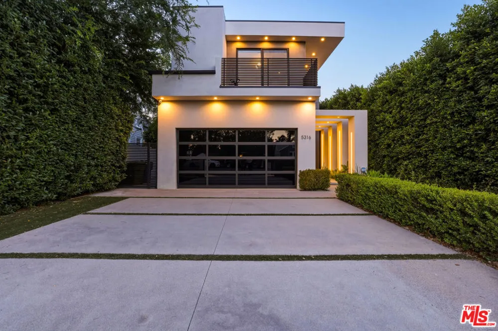 5316 Lennox Avenue Sherman Oaks, CA 91401
