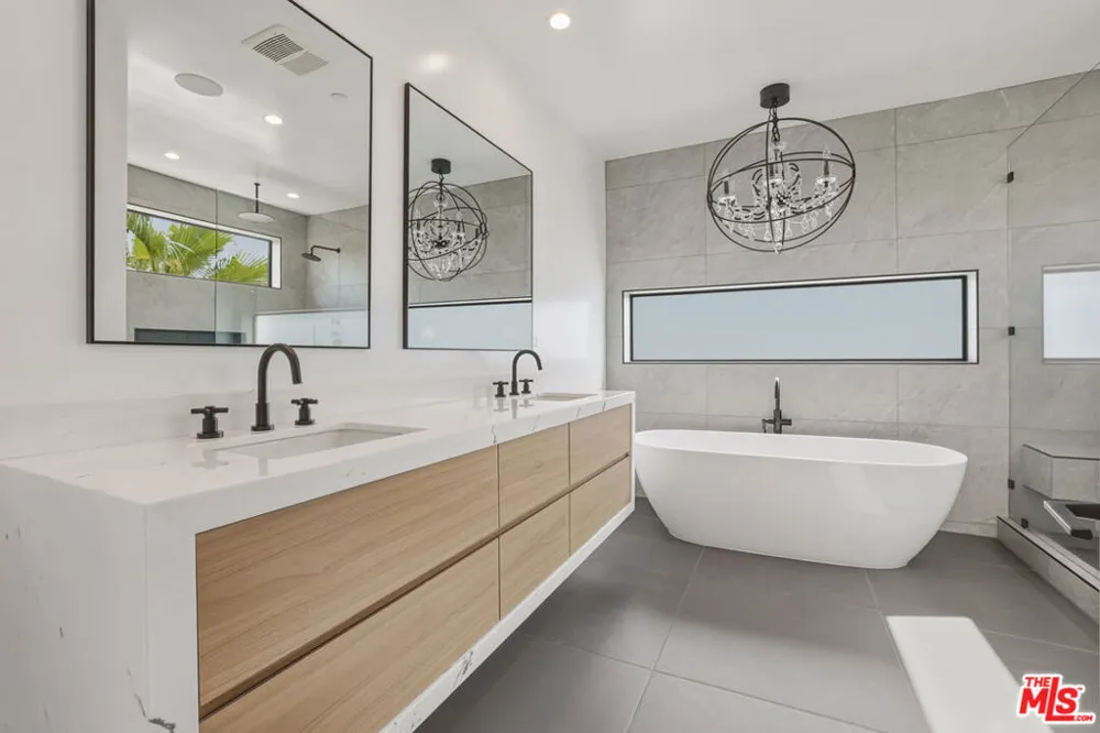 5316 Lennox Avenue Sherman Oaks, CA 91401