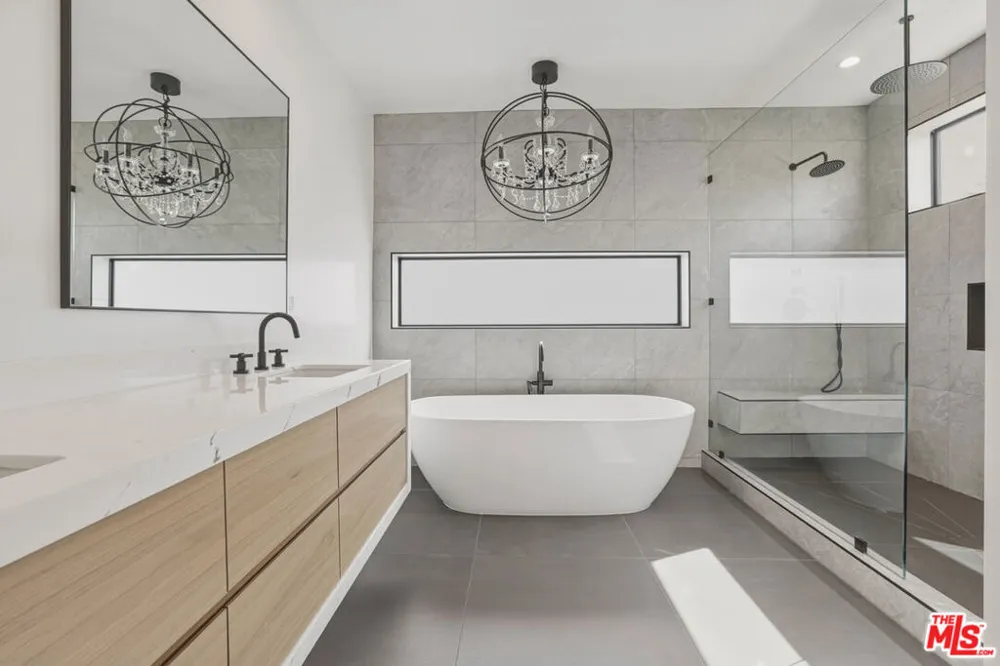 5316 Lennox Avenue Sherman Oaks, CA 91401