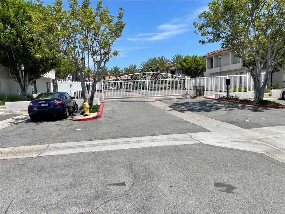 24298 El Pilar Laguna Niguel, CA 92677