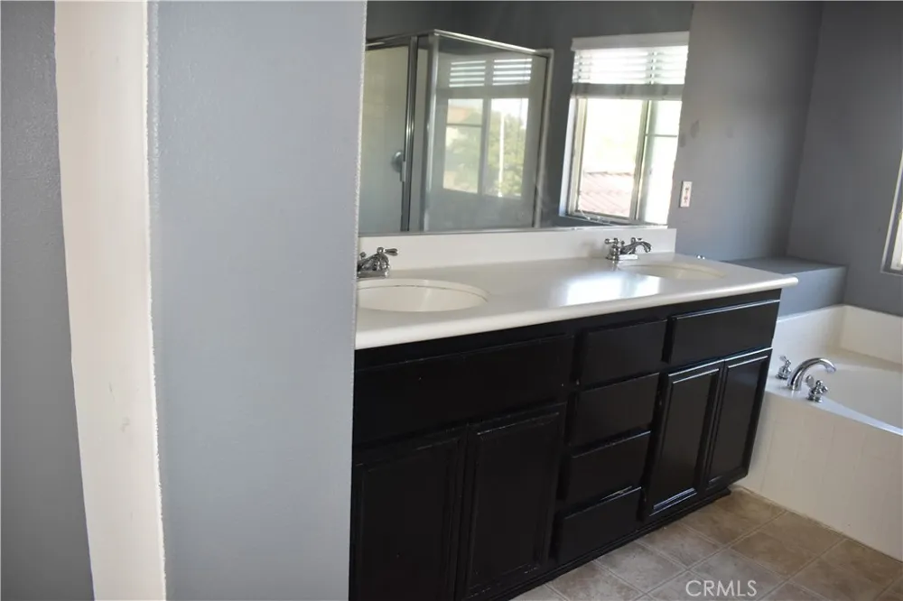 43033 Carpenter Lancaster, CA 93535
