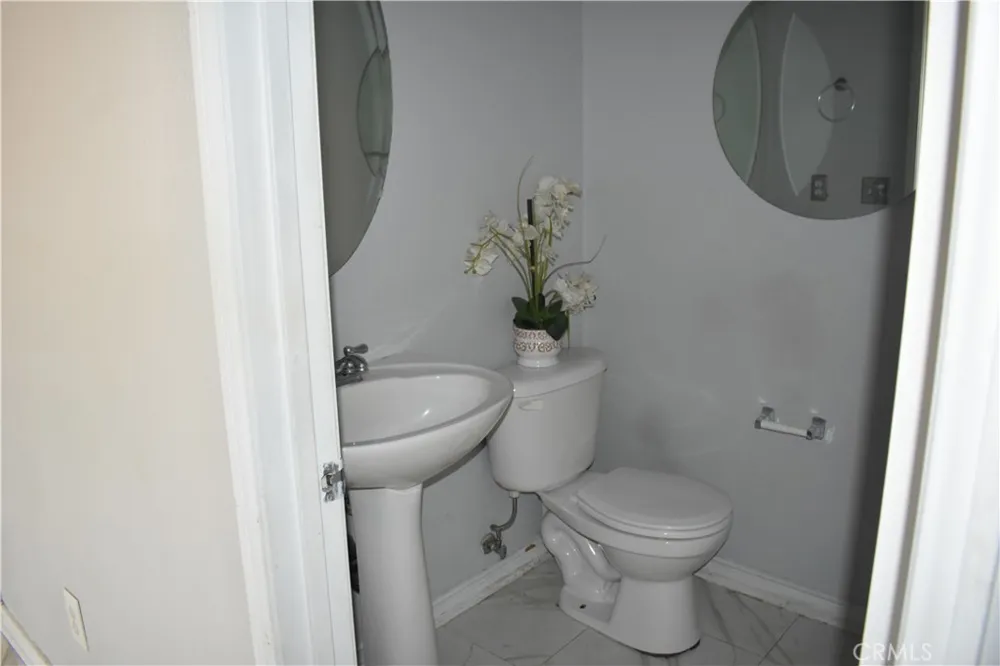 43033 Carpenter Lancaster, CA 93535