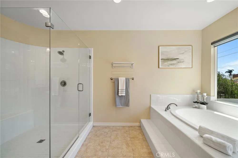 9042 Lemongrass Court Fountain Valley, CA 92708