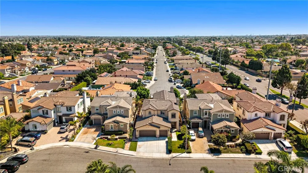 9042 Lemongrass Court Fountain Valley, CA 92708