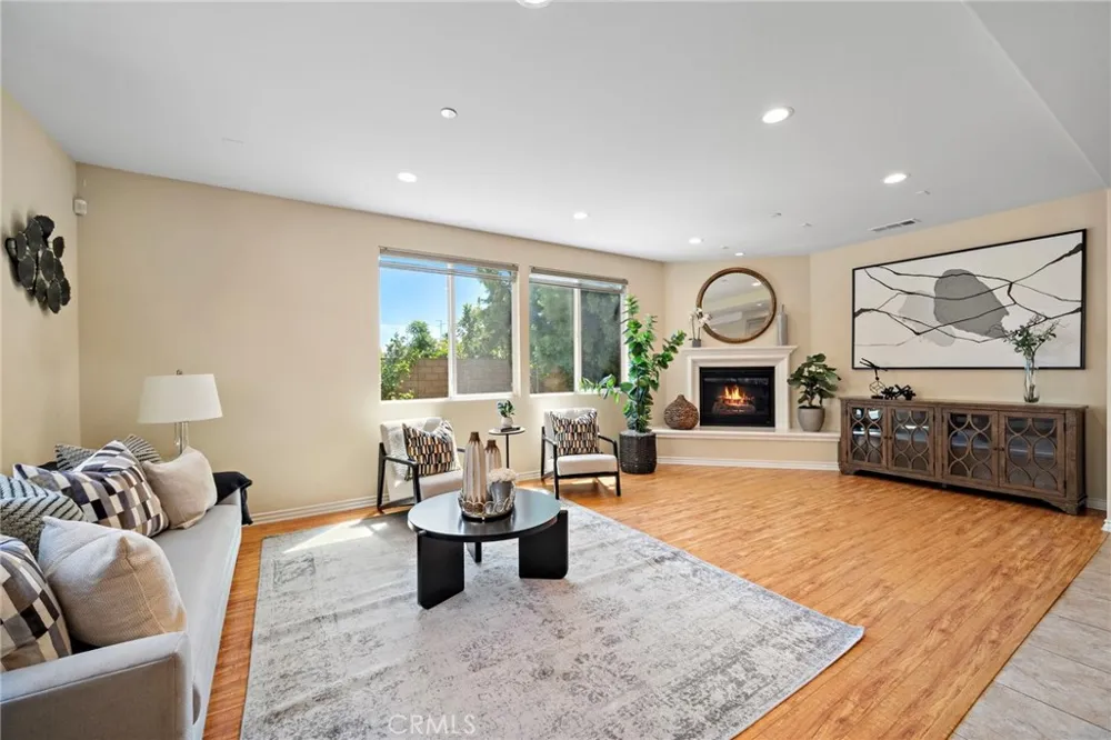 9042 Lemongrass Court Fountain Valley, CA 92708