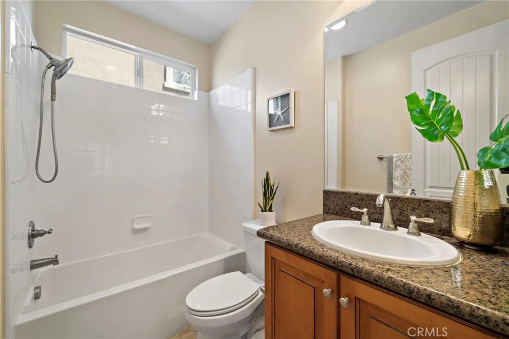 9042 Lemongrass Court Fountain Valley, CA 92708