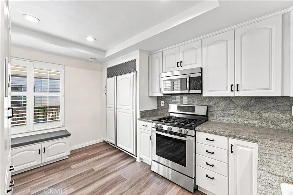 4835 E Anaheim #309 Long Beach, CA 90804