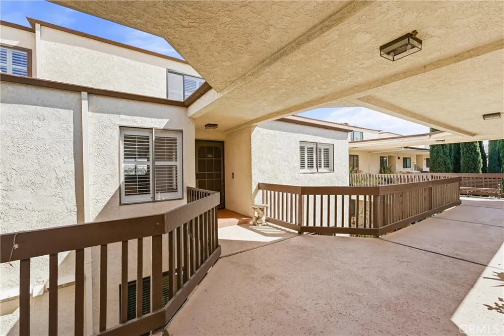4835 E Anaheim #309 Long Beach, CA 90804