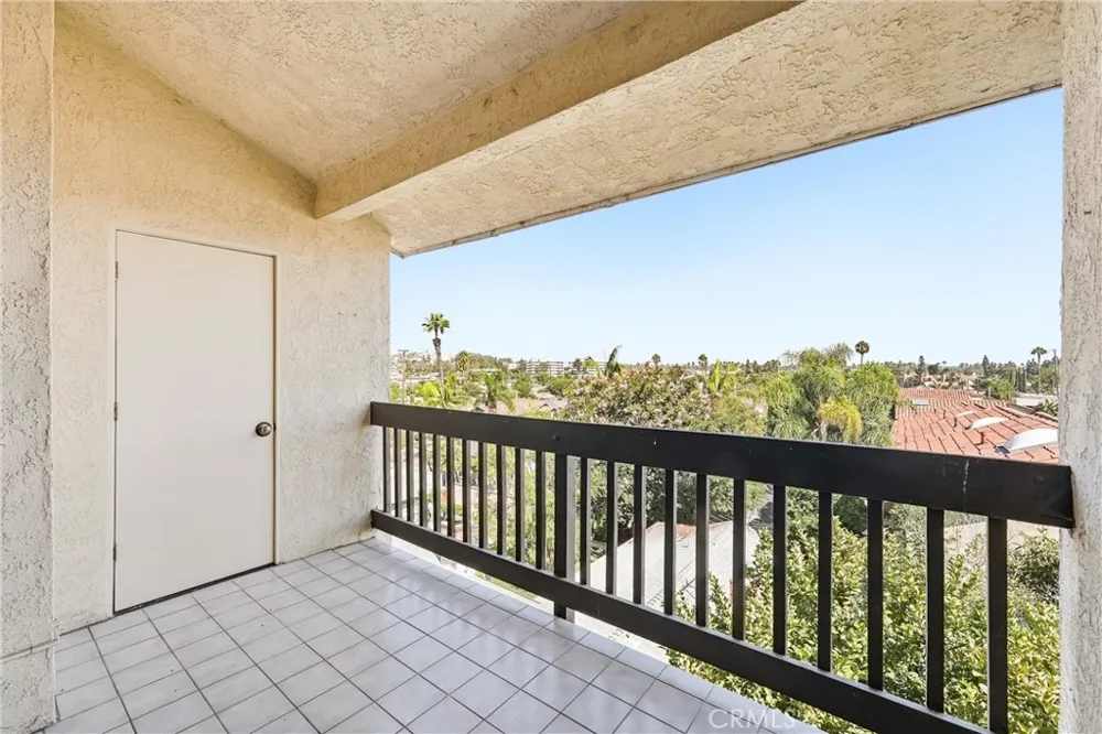 4835 E Anaheim #309 Long Beach, CA 90804