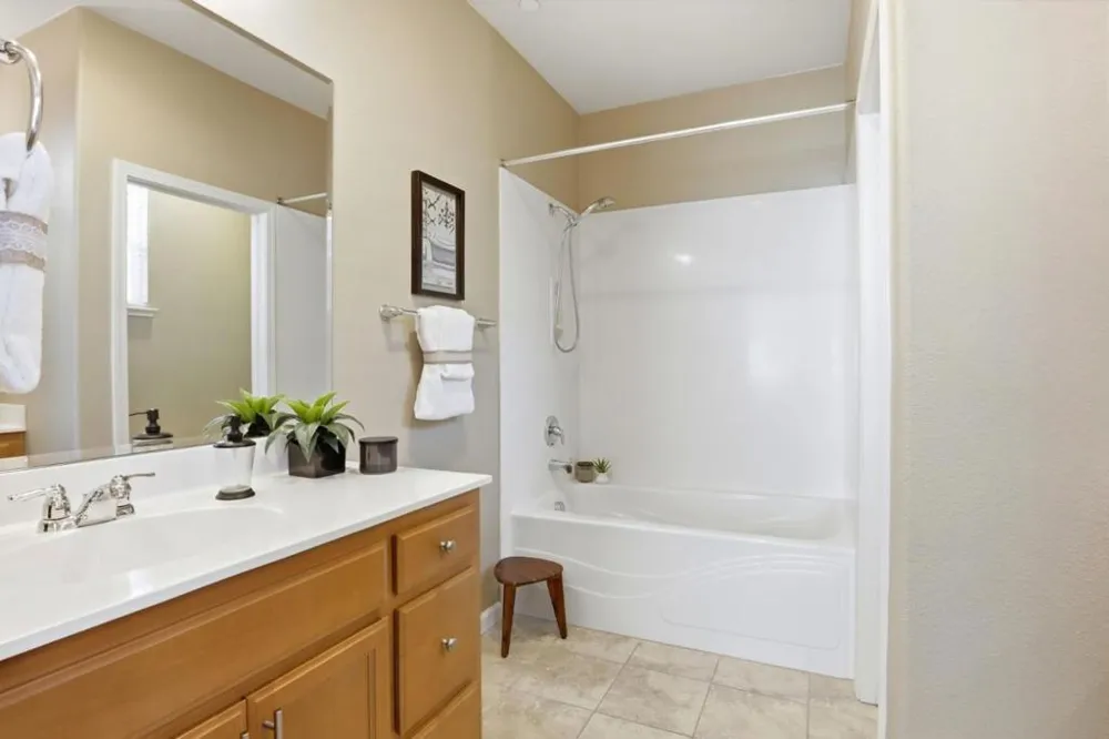 57 Regency Place Hayward, CA 94544