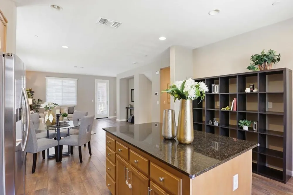57 Regency Place Hayward, CA 94544