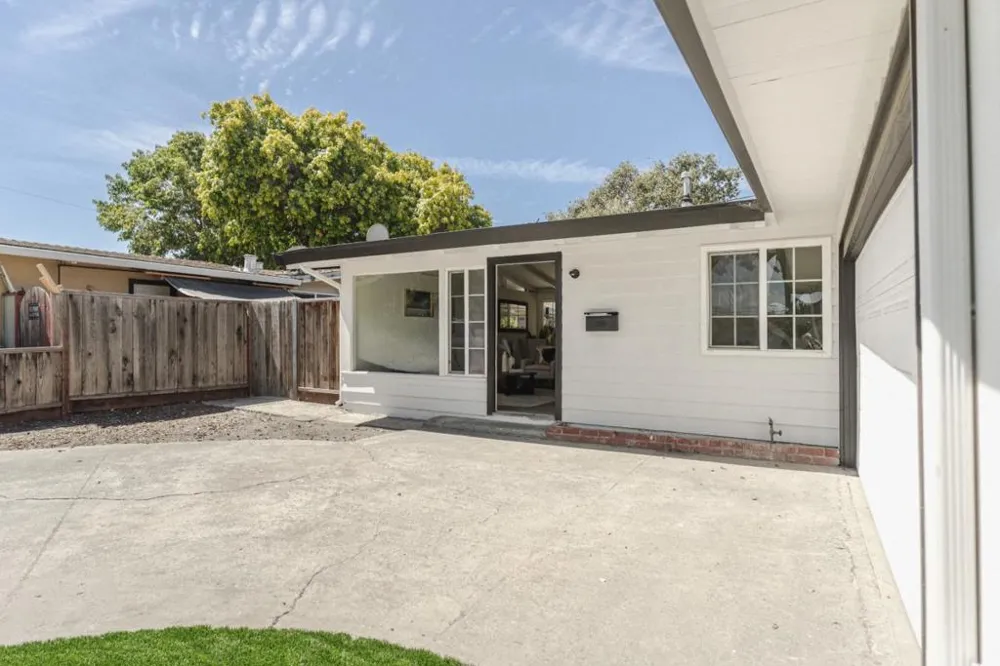 917 Blazingwood Drive Sunnyvale, CA 94089