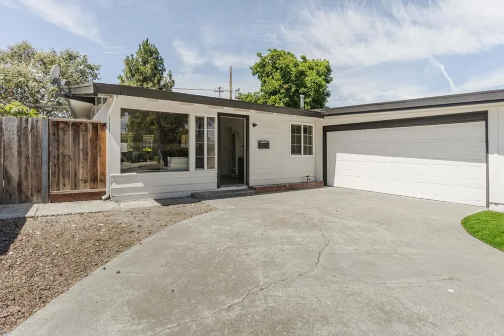 917 Blazingwood Drive Sunnyvale, CA 94089