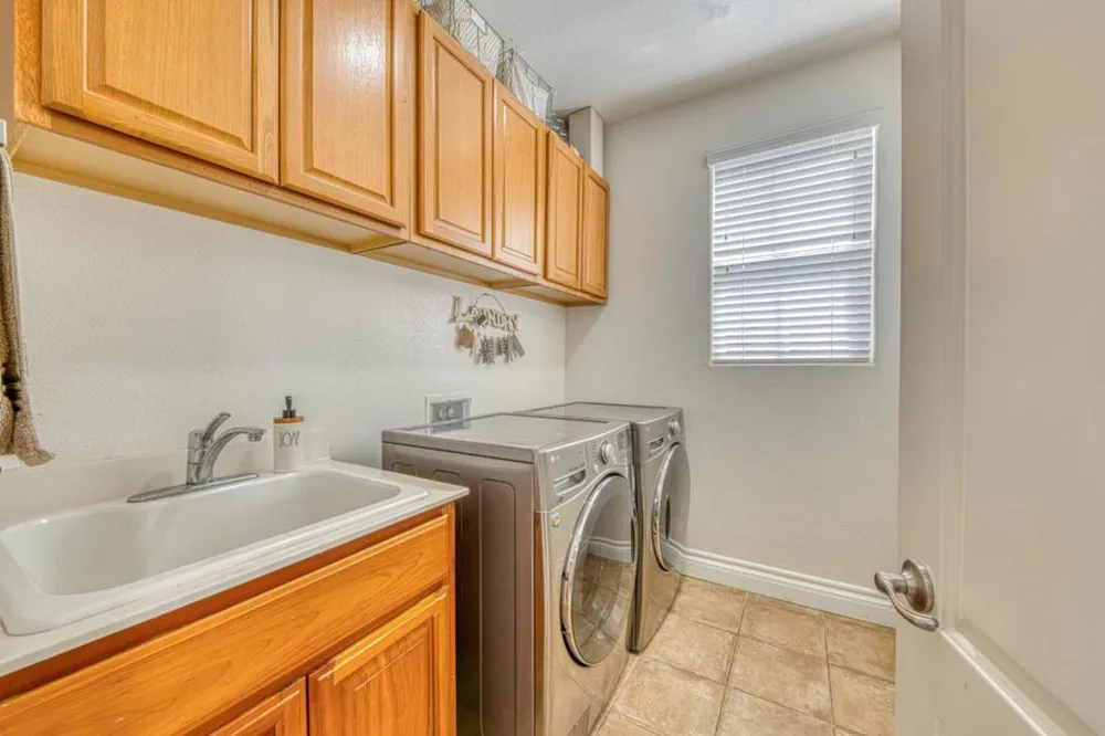 1120 Pueblo Court Gilroy, CA 95020