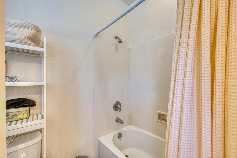 1120 Pueblo Court Gilroy, CA 95020