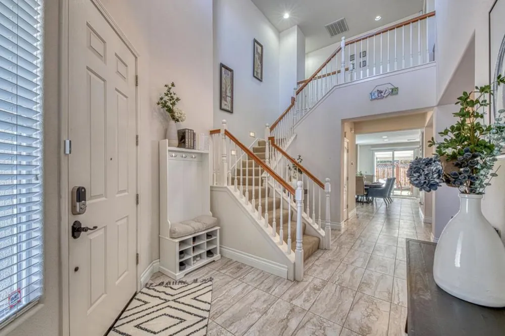 1120 Pueblo Court Gilroy, CA 95020