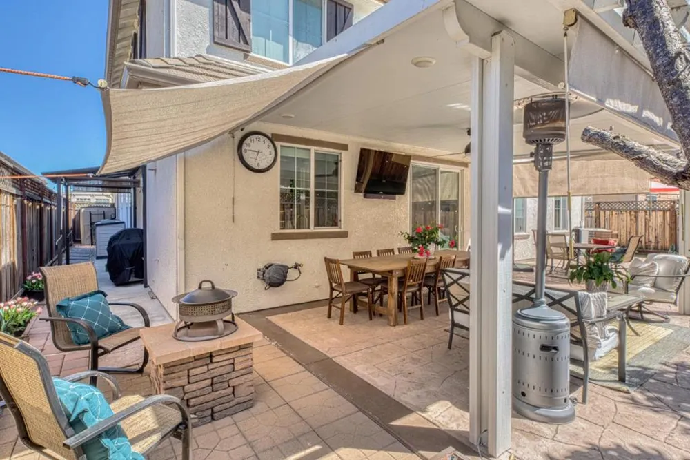1120 Pueblo Court Gilroy, CA 95020