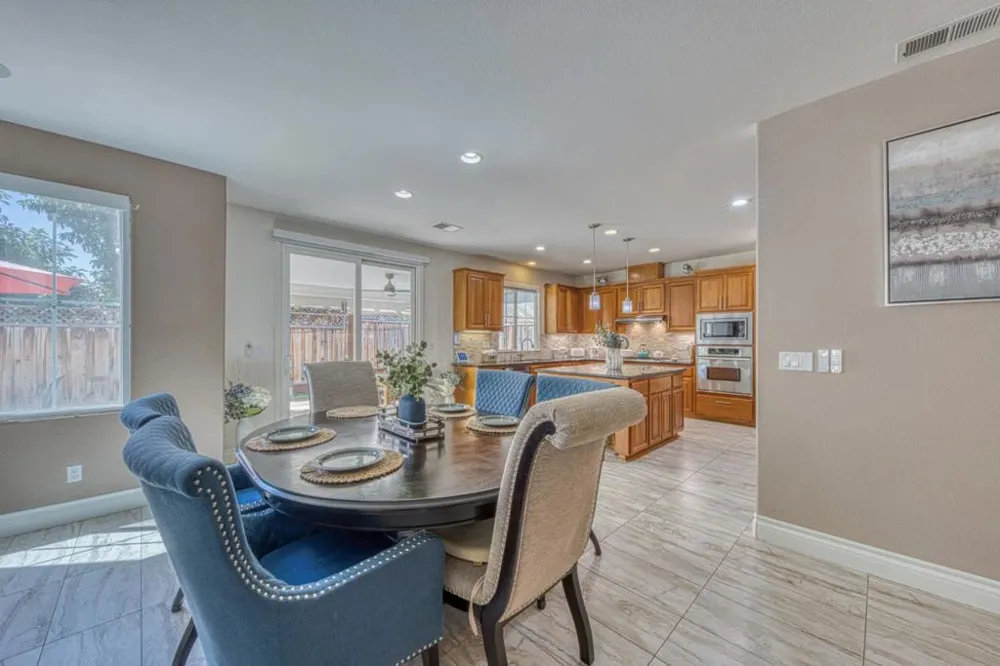 1120 Pueblo Court Gilroy, CA 95020