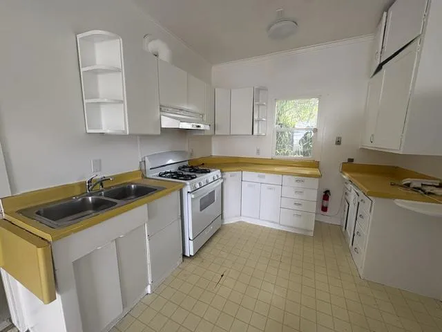 104 Wilson Avenue Vallejo, CA 94590