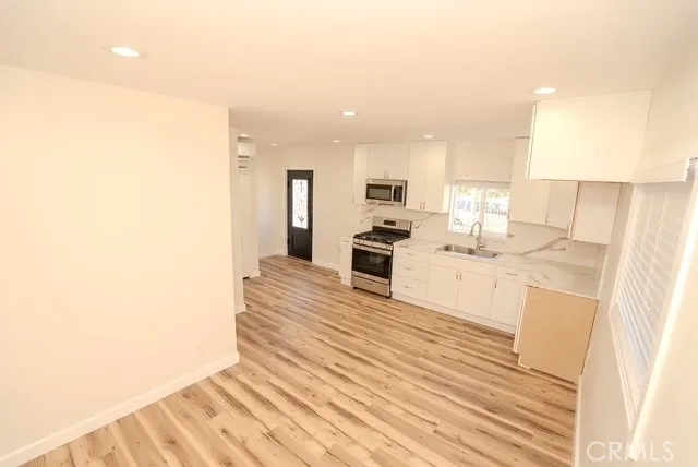 11272 Herrick Pacoima, CA 91331